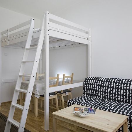 Apartment In The City Center Белград Екстериор снимка